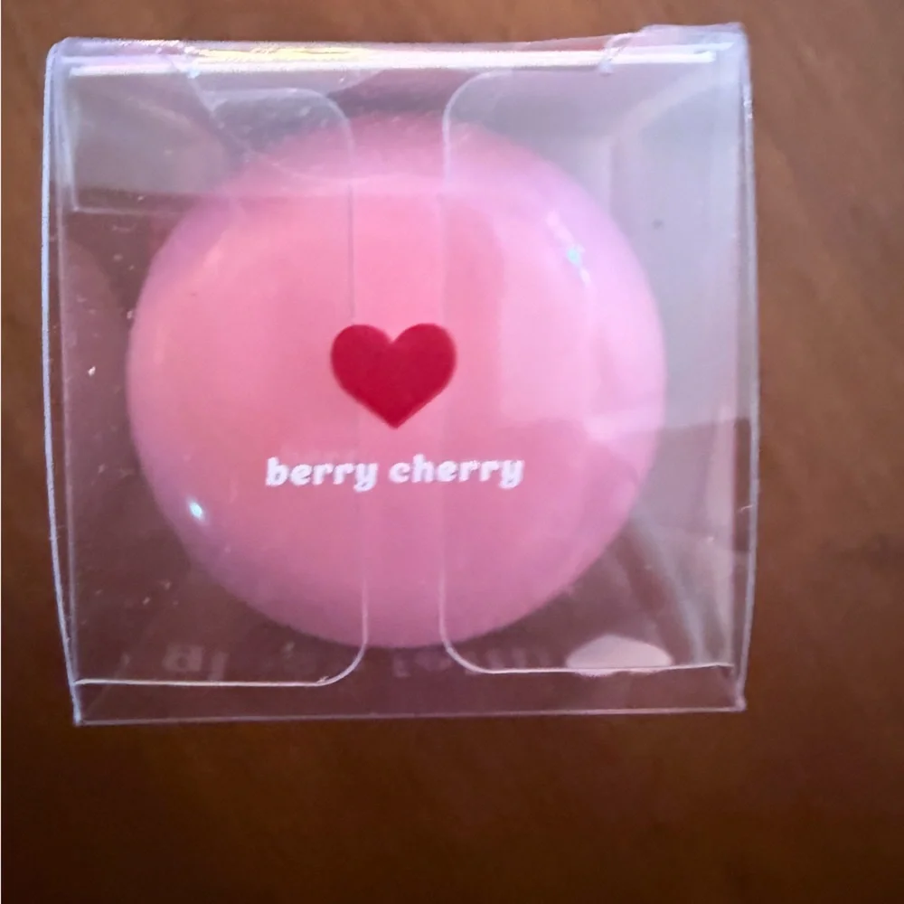❤️ 3/$25 THE CRÈME SHOP HELLO KITTY® TINTED PEPTIDE LIP BALM Berry Cherry